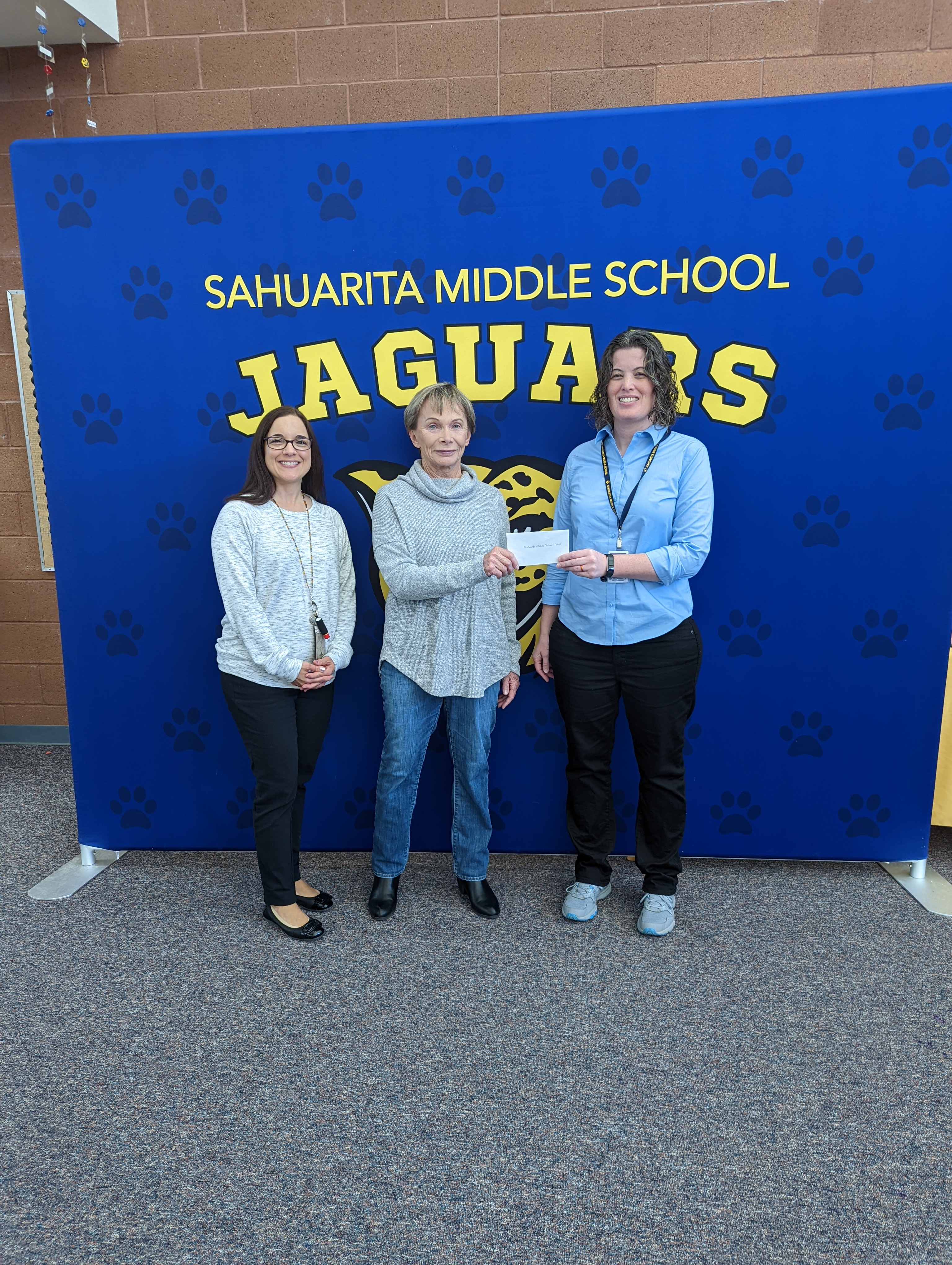 PXL_20231213_173435335 (1)